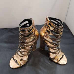 SHOE REPUBLIC LA WOMEN'S GLADIATOR CUT-OUT BLOCK HEEL PLATFORM SANDAL G1